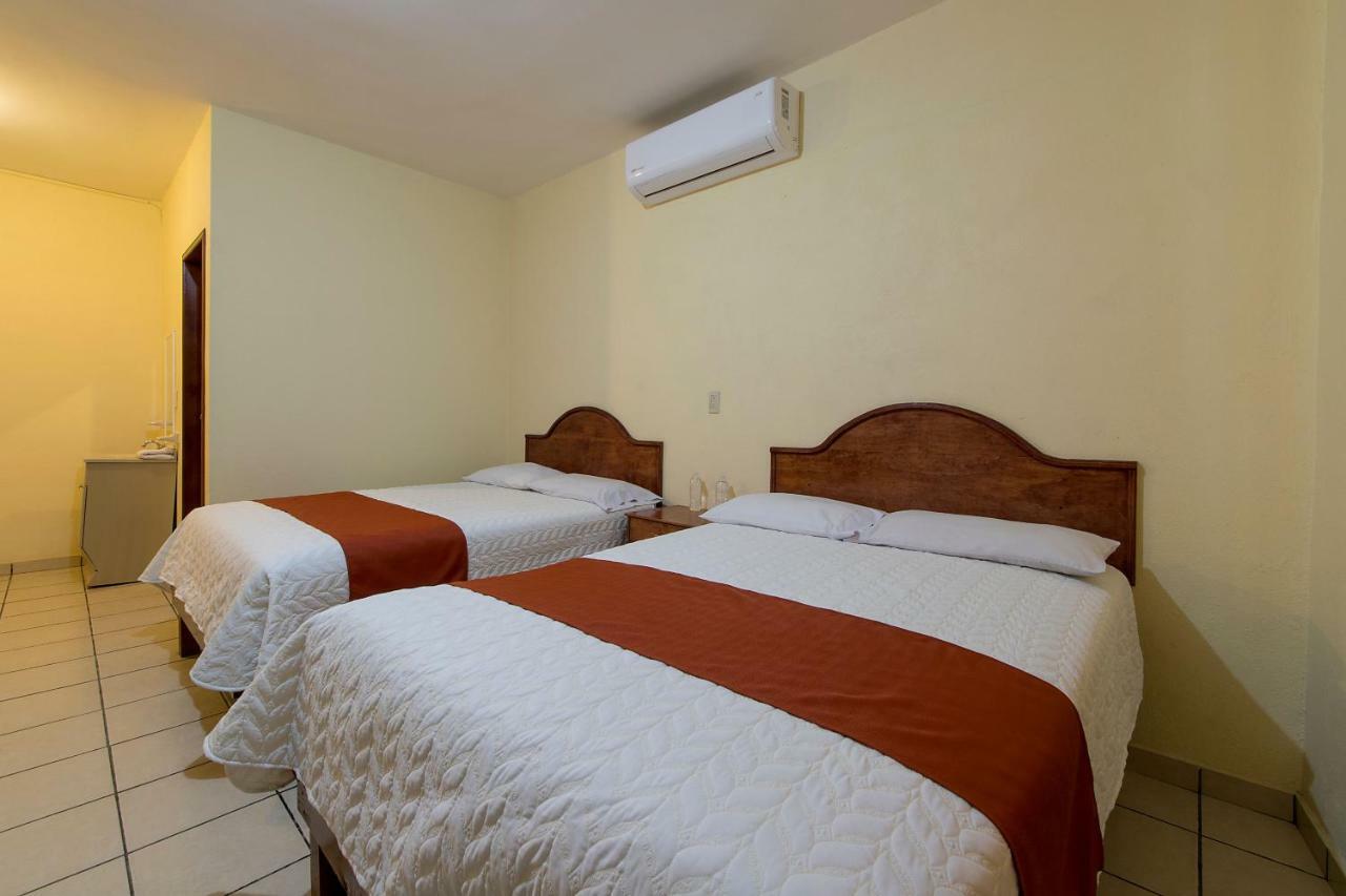 Hotel Y Restaurante Villas Del Sol Халпан Екстериор снимка